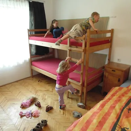 Kazinczy 4 Haloszobas Nyaralo Semesterbostad *